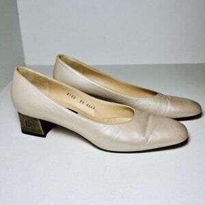 Joel Parker Pearlized Cream Ivory Leather Heels Pumps 9.5 AAAA Bronze Metal Heel